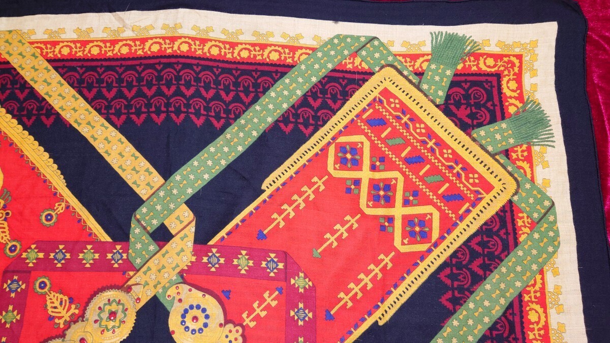 HERMES エルメス カレ 140 カレジェアン Brins d'or ブラック系 HERMES エルメス カレ 140 カレジェアン Brins d'or ブラック系