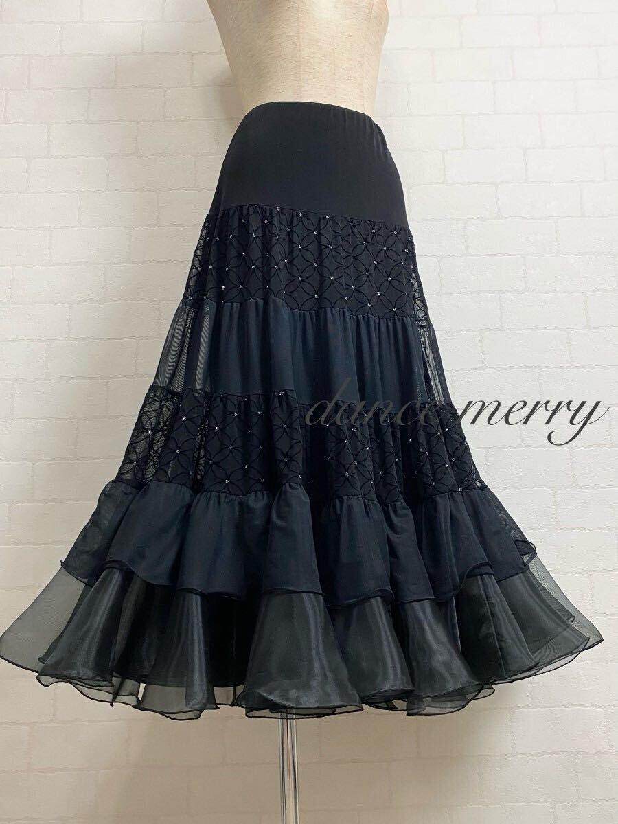 M-L 送料無料 【MERRY】 新品 社交ダンス セットアップ M-L 送料無料 【MERRY】 新品 社交ダンス セットアップ