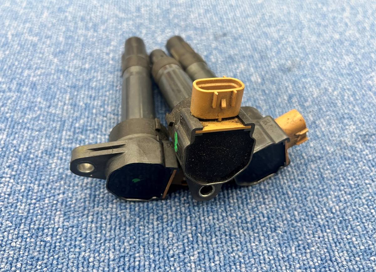 ☆送料￥600　DL3　コイル　純正　 スズキ ワゴンR MH21S MH22S MH23S エブリィ DA64W DA64W　3本　イグニッションコイル　MK32S_画像3