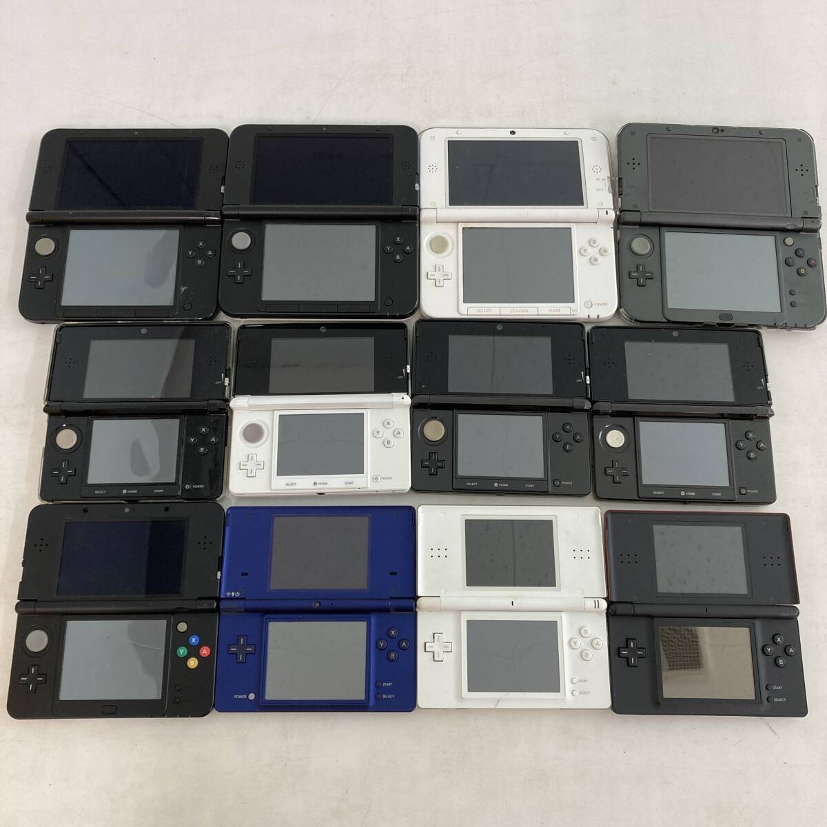 02w14117【1円~】ジャンク ゲーム機 本体・周辺 大量まとめ 02w14117【1円~】ジャンク ゲーム機 本体・周辺 大量まとめ