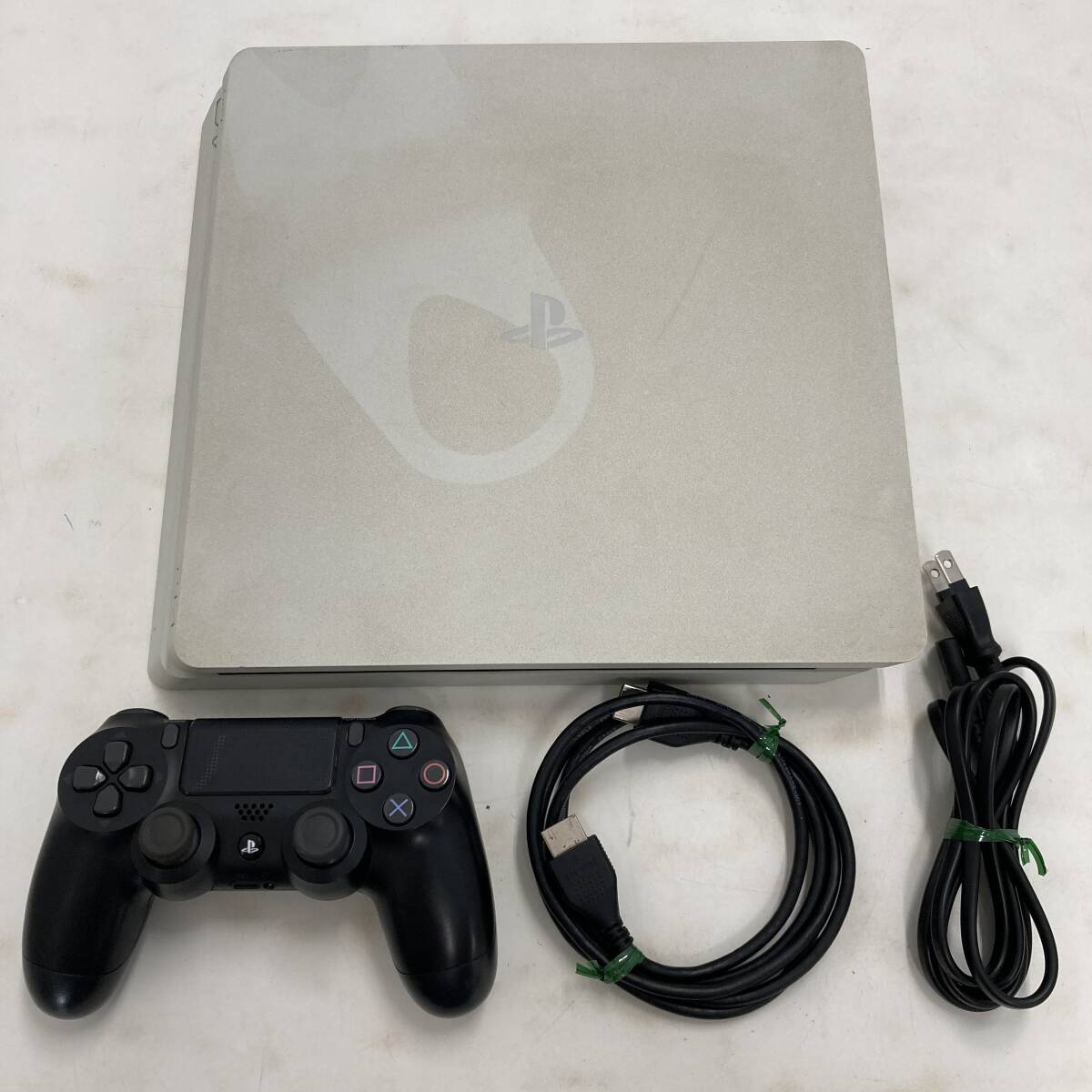 02w14389【1円~】SONY PS4 プレイステーション4 CUH-2200A 02w14389【1円~】SONY PS4 プレイステーション4 CUH-2200A
