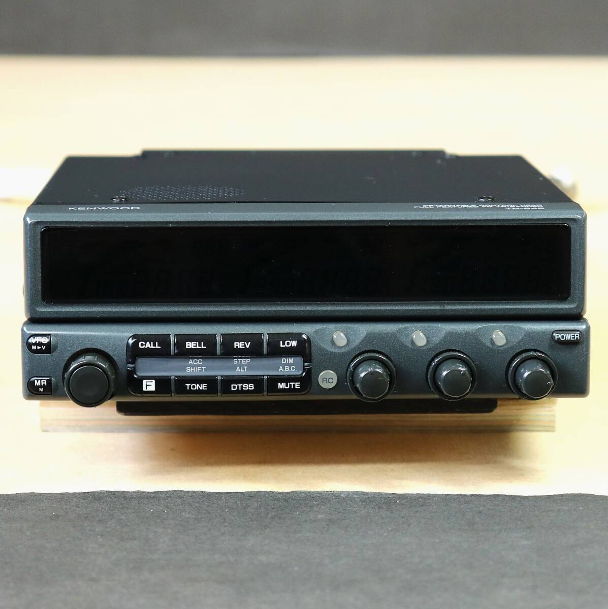 KENWOOD Kenwood TM-942 (145/430/1200MHz) 3 частота высокая яркость белый цвет LED заменяемый settled ( поиск : TM-941 Δ100 )