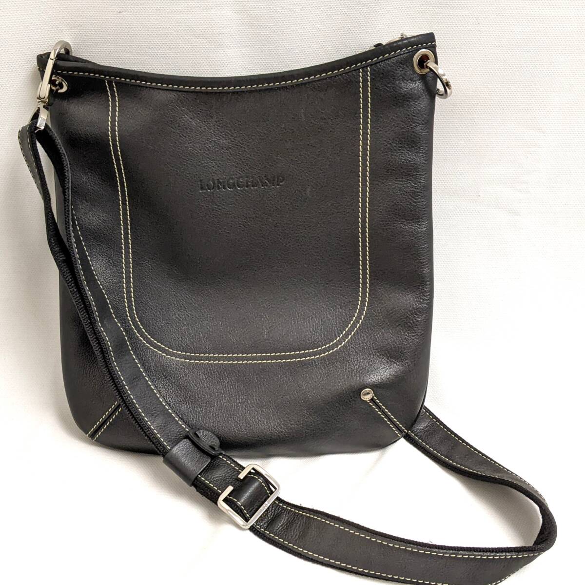 21763】ロンシャン LONGCHAMP ショルダーバッグ 斜め掛け レザー