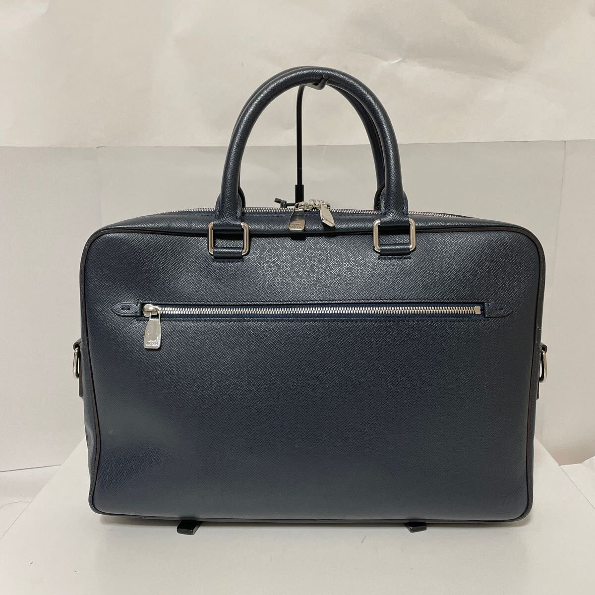 LOUIS VUITTON ルイヴィトン タイガ ポルトドキュマン LOUIS VUITTON ルイヴィトン タイガ ポルトドキュマン