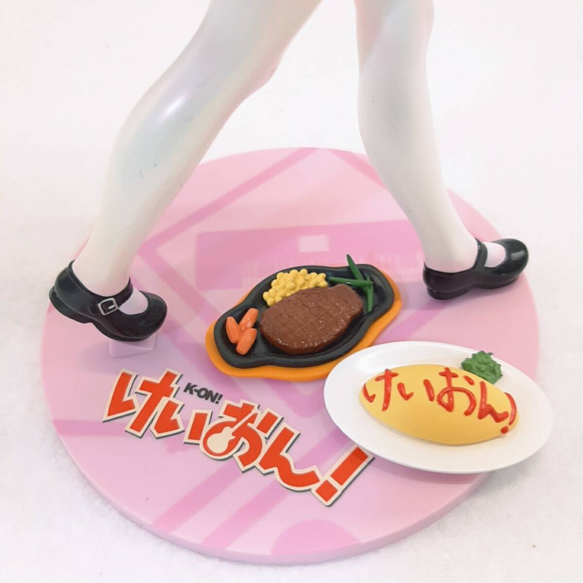 s193【1円~】 けいおん! 琴吹 紬 (ウェイトレス) 1/7スケール s193【1円~】 けいおん! 琴吹 紬 (ウェイトレス) 1/7スケール