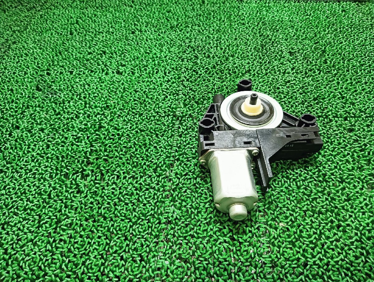 ボルボ 右 リアウィンドウレギュレータモーター V60 DBA-FB4164T, 2012 #hyj NSP235150