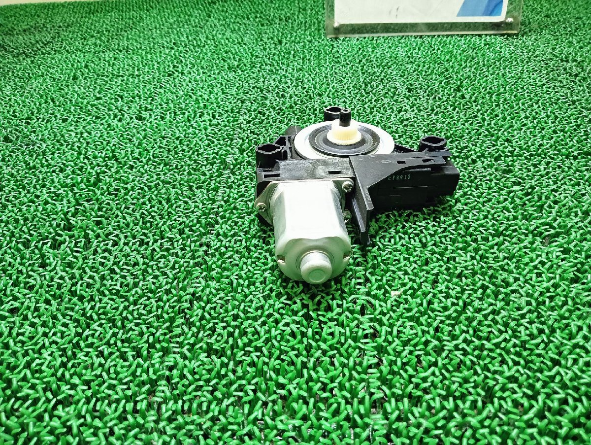 ボルボ 右 リアウィンドウレギュレータモーター V60 DBA-FB4164T, 2012 #hyj NSP235150