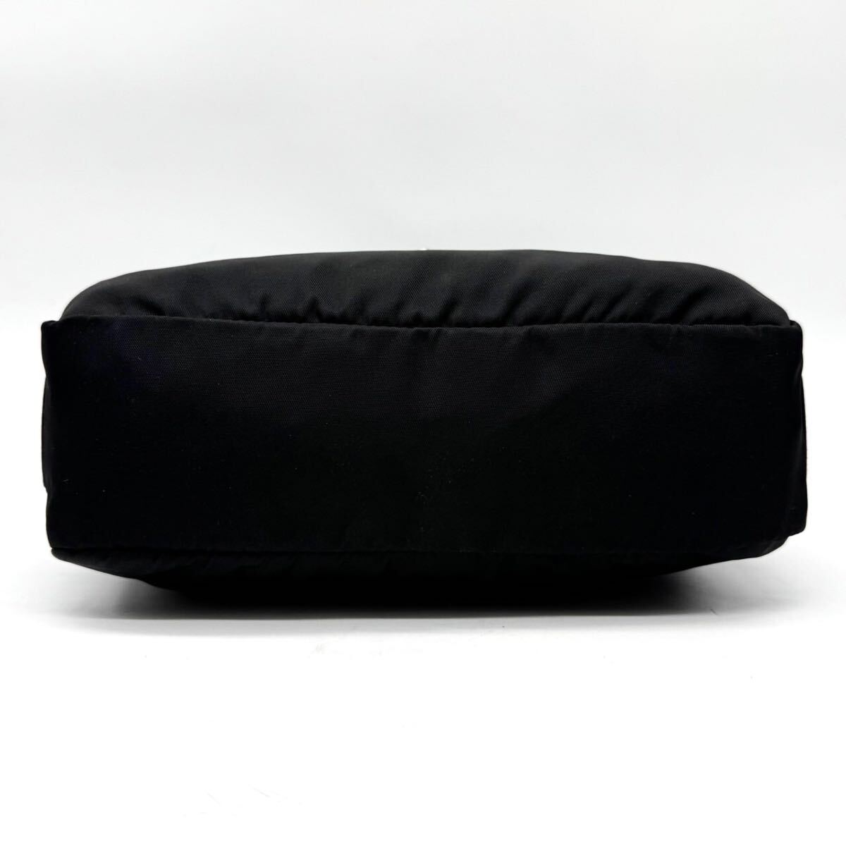 3465【美品】PRADA プラダ ショルダーバッグ カメラバッグ 斜め 3465【美品】PRADA プラダ ショルダーバッグ カメラバッグ 斜め