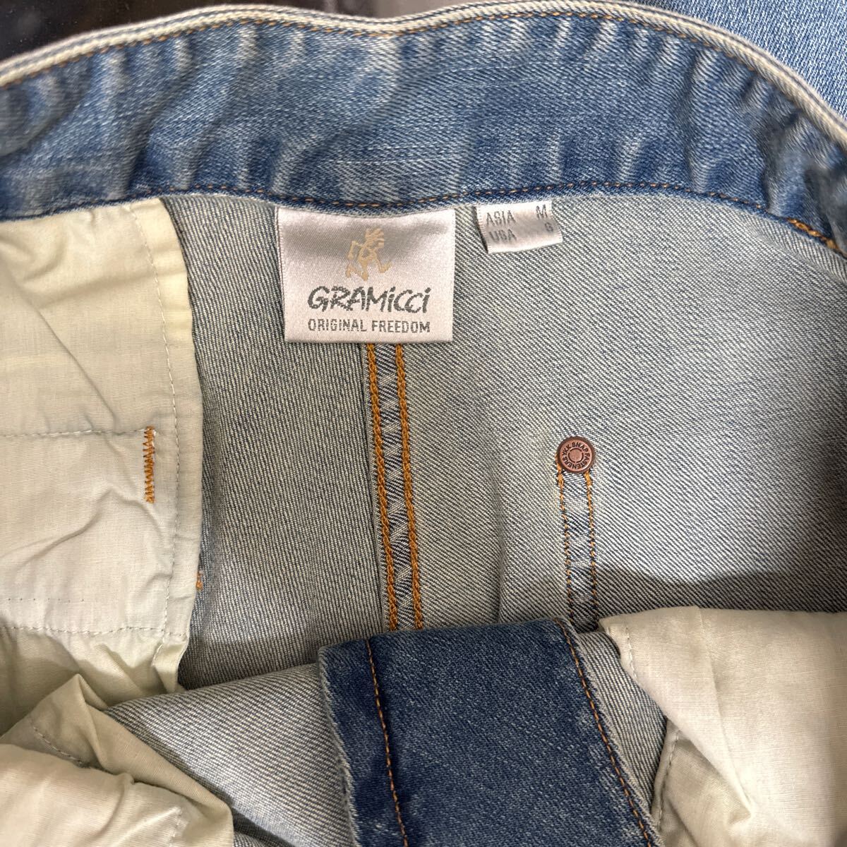 グラミチ アーバンリサーチ ドアーズ パンツ 未使用『別注』Gramicci　Mountain Pants ￥14,850稅込 GMP4-S2062 デニム ジーンズ メンズ