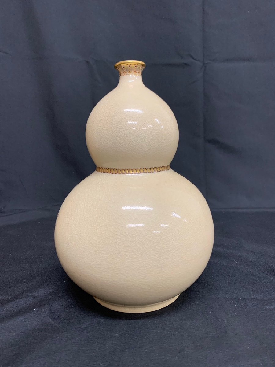 薩摩焼 秋月 作 色絵花紋 瓢箪花瓶 花入 高さ約26cm 共箱 花瓶 薩摩焼 秋月 作 色絵花紋 瓢箪花瓶 花入 高さ約26cm 共箱 花瓶