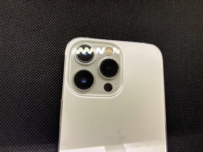 iPhone 13 Pro Max 1TB - シルバー（SIMフリー）[整備済製品