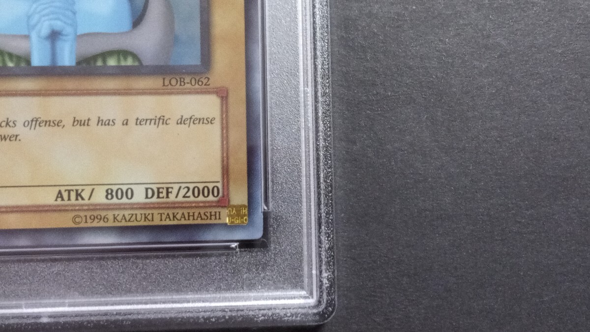 PSA8】「ホーリーエルフ」旧アジア版 スーパー 1st 遊戯王 海外 PSA8】「ホーリーエルフ」旧アジア版 スーパー 1st 遊戯王 海外