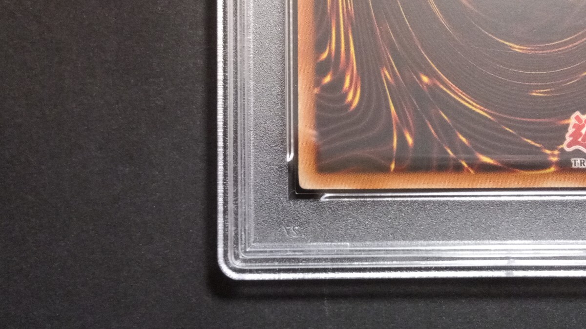 PSA8】「ホーリーエルフ」旧アジア版 スーパー 1st 遊戯王 海外 PSA8】「ホーリーエルフ」旧アジア版 スーパー 1st 遊戯王 海外
