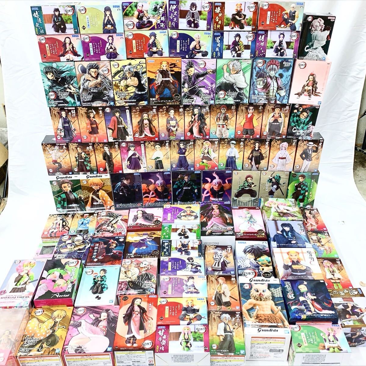 鬼滅の刃 - 未開封 鬼滅の刃 フィギュア 12体 まとめ売り！の