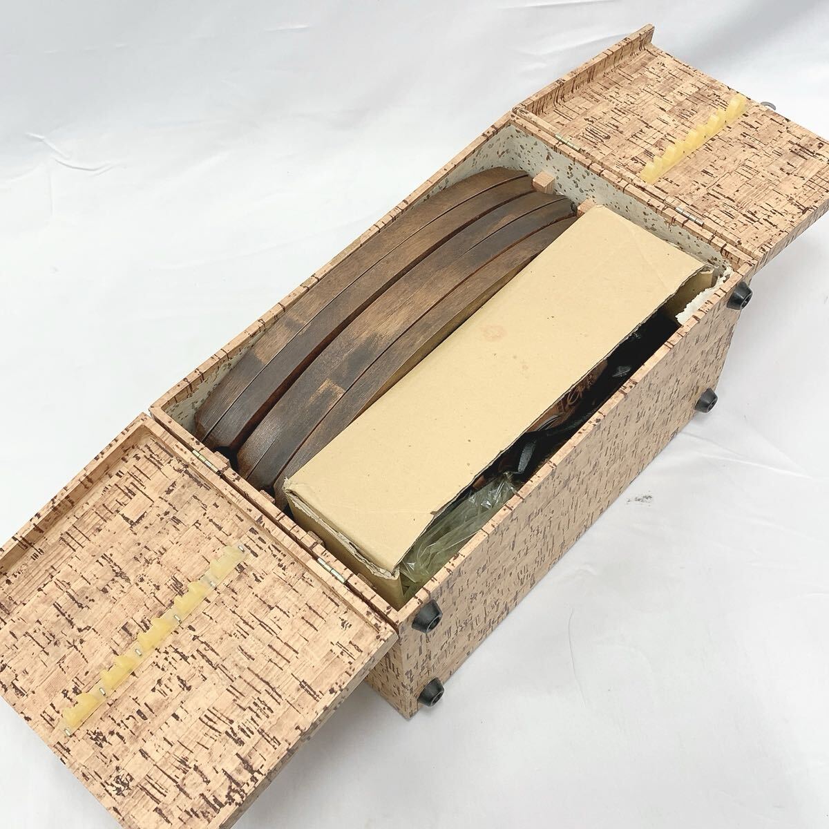 未使用】岩鋳 南部鉄器 ステーキ皿 5枚セット ナイフ フォーク 未使用】岩鋳 南部鉄器 ステーキ皿 5枚セット ナイフ フォーク