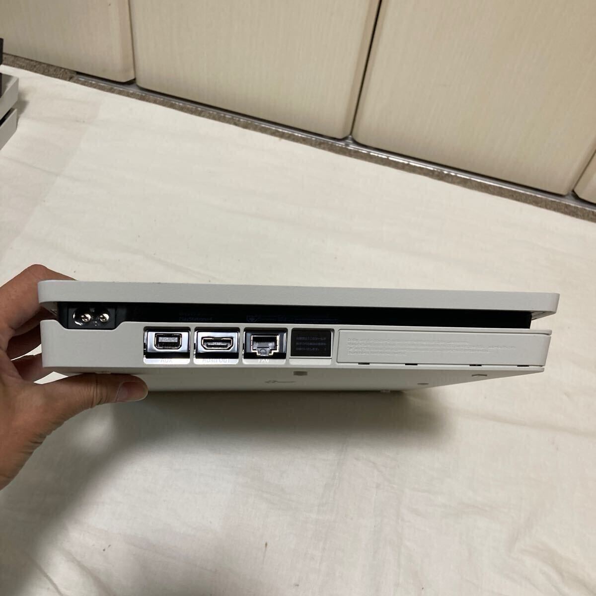 SONY PS4 本体のみ CUH-2100A ホワイト プレイステーション4