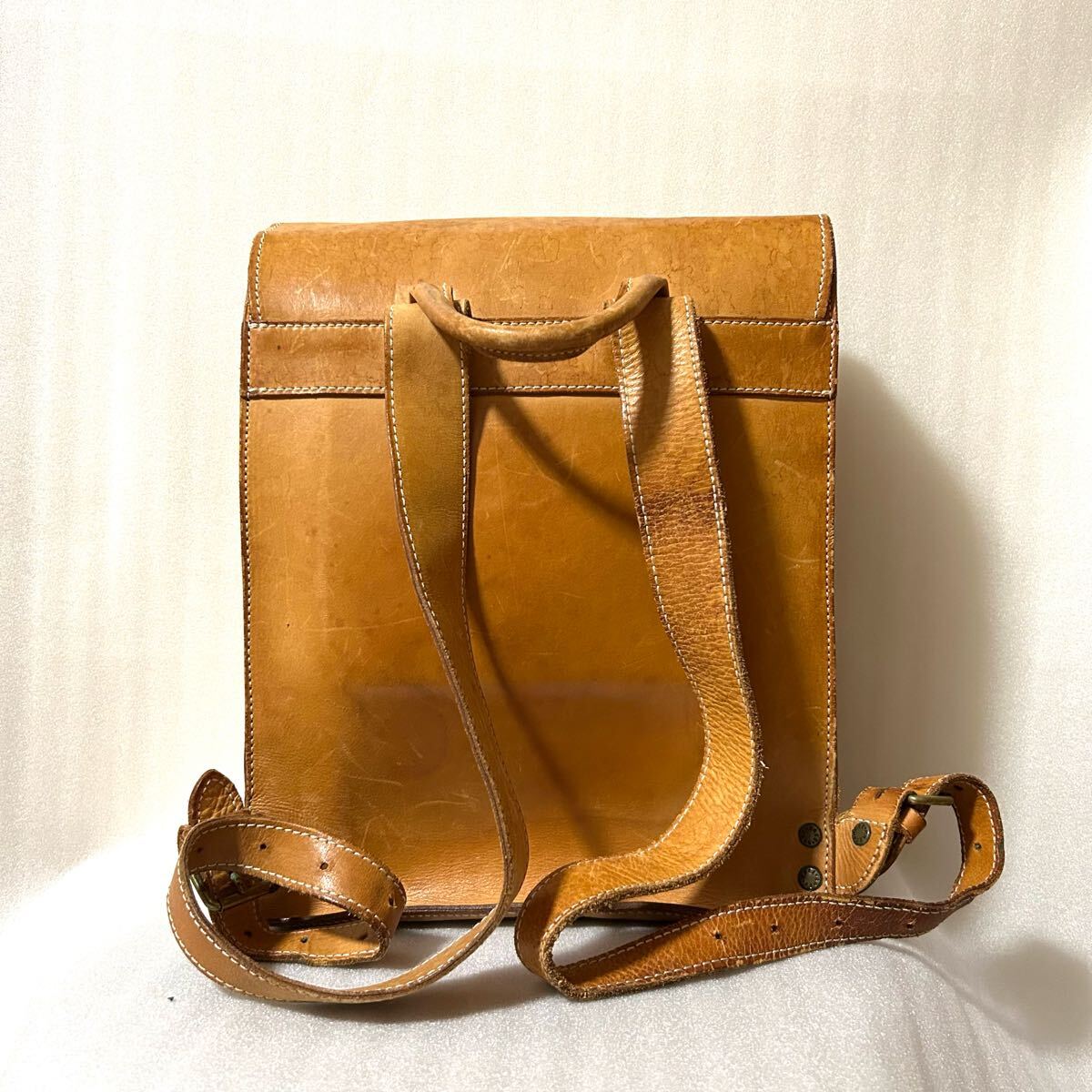 BREE ブリー 中古古着レザーリュック ライトブラウン ランドセルリュック BREE ブリー 中古古着レザーリュック ライトブラウン ランドセル