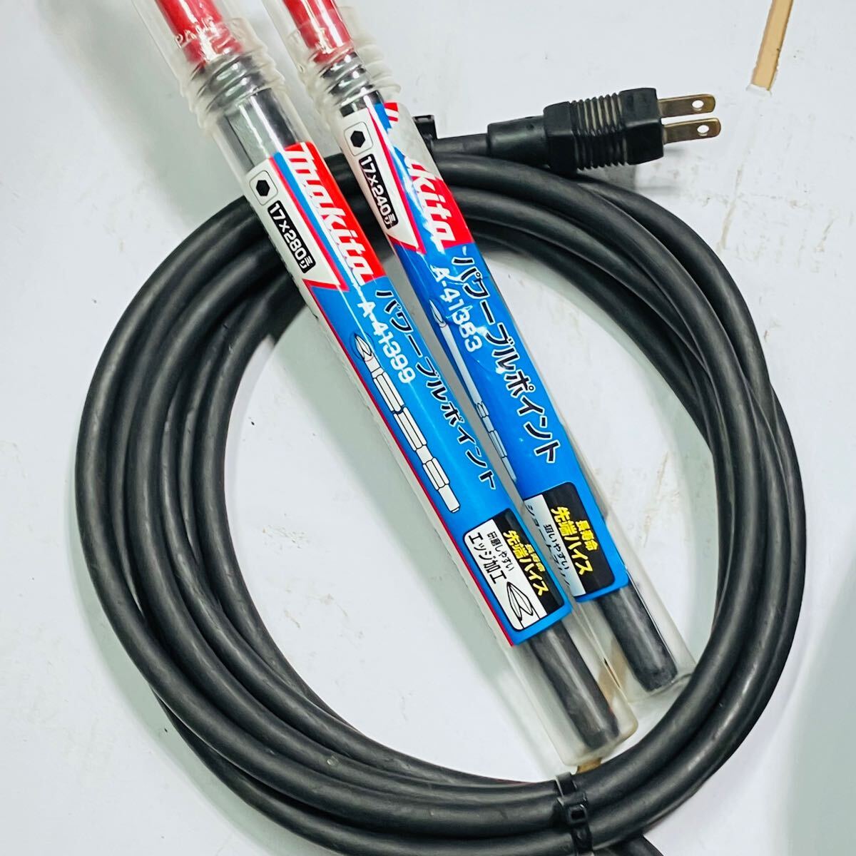 動作良好 送料無料 マキタ makita 電動ハンマ 電動ハンマー 動作良好 送料無料 マキタ makita 電動ハンマ 電動ハンマー