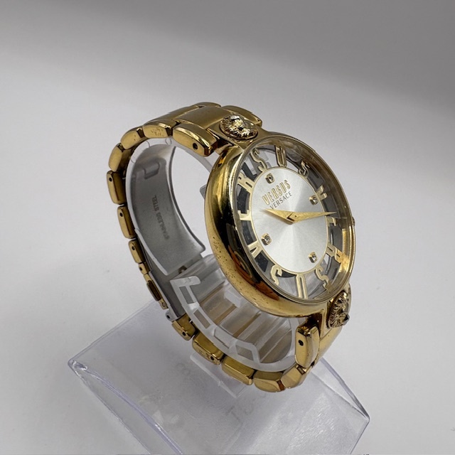 VERSACE ヴェルサーチ ヴェルサス 腕時計 VSP490618 SS VERSACE ヴェルサーチ ヴェルサス 腕時計 VSP490618 SS