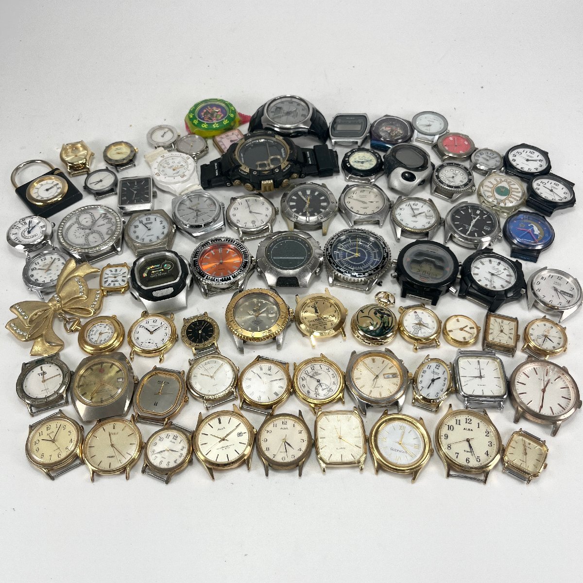 SEIKO CITIZEN CASIO SWATCH等 時計まとめ 腕時計 大量 ジャンク SEIKO CITIZEN CASIO SWATCH等 時計まとめ 腕時計 大量 ジャンク