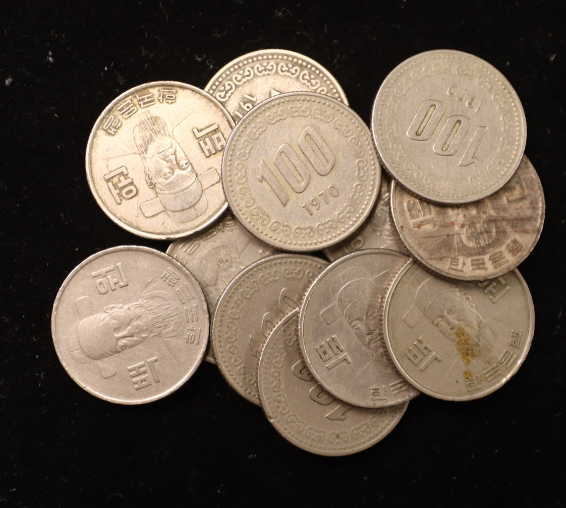 韓国 WON 100WON 1970年白銅貨 計12枚 まとめて 韓国硬貨 海外 韓国 WON 100WON 1970年白銅貨 計12枚 まとめて 韓国硬貨 海外