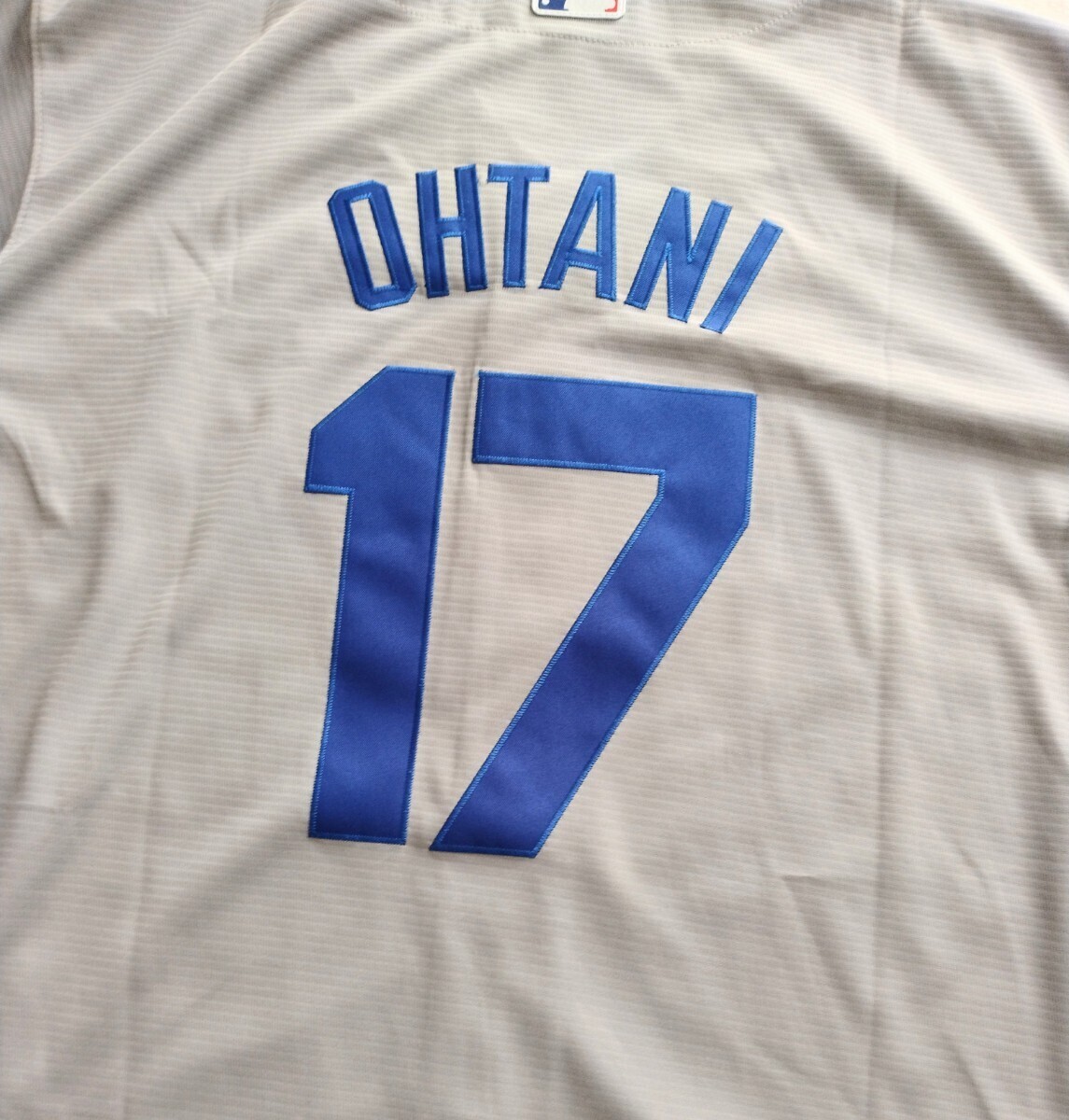 ロサンゼルスドジャース 大谷翔平 タグ付 ジャージ 選手 サイン ロサンゼルスドジャース 大谷翔平 タグ付 ジャージ 選手 サイン