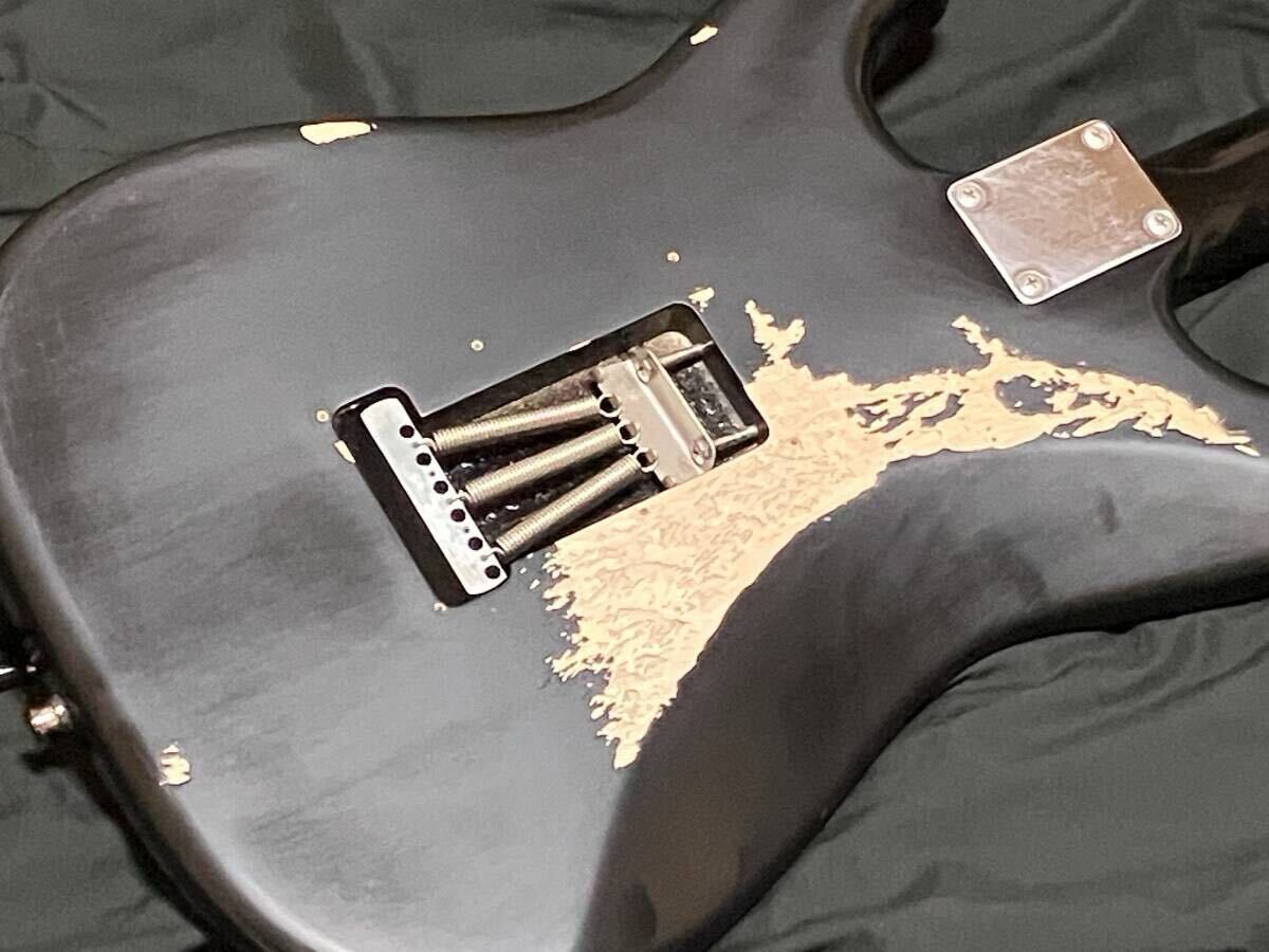 Fender Japan】ST62 ALLBLK レリック加工 ストラトキャスター Fender Japan】ST62 ALLBLK レリック加工 ストラトキャスター