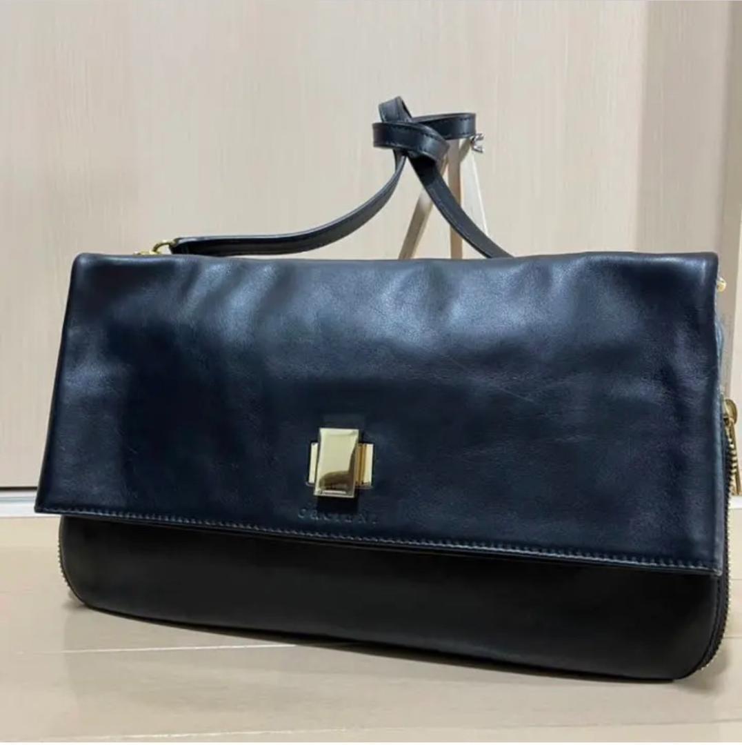 レザー ORCIANI オルチアーニ ショルダーバッグにもなるクラッチ レザー ORCIANI オルチアーニ ショルダーバッグにもなるクラッチ
