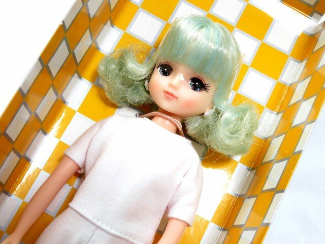 数量限定セール □未使用 NO 神戸三宮オリジナルモデル 2024年 きらちゃん-2 人形