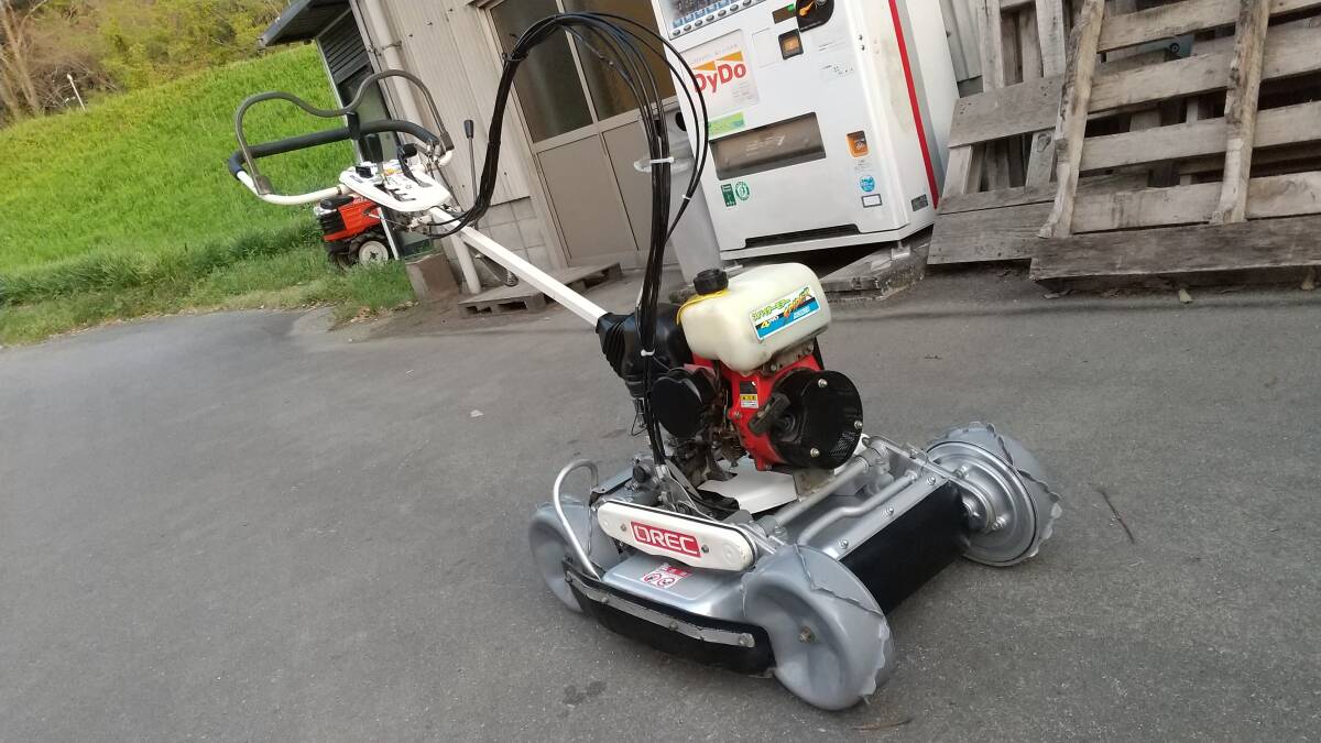 お買得】草刈機 オーレック スパイダーモア SP850A 4WD 平地 お買得】草刈機 オーレック スパイダーモア SP850A 4WD 平地