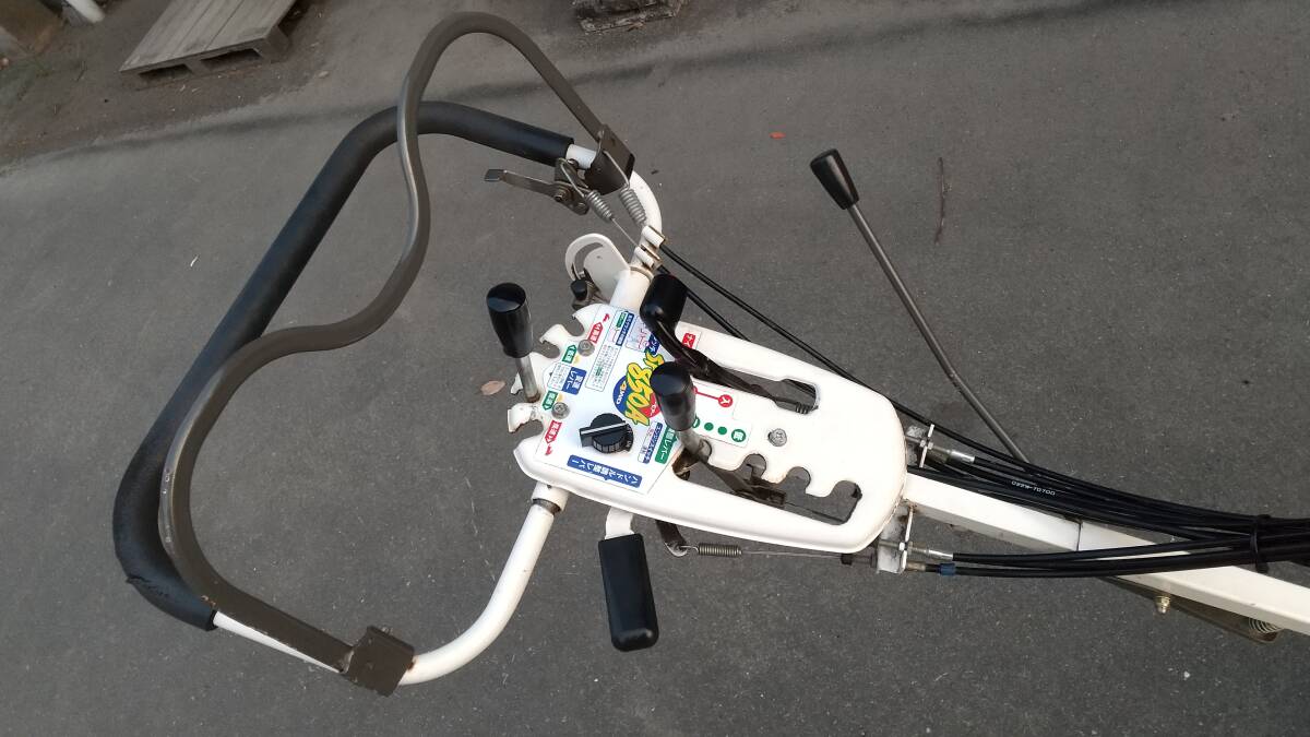 お買得】草刈機 オーレック スパイダーモア SP850A 4WD 平地 お買得】草刈機 オーレック スパイダーモア SP850A 4WD 平地
