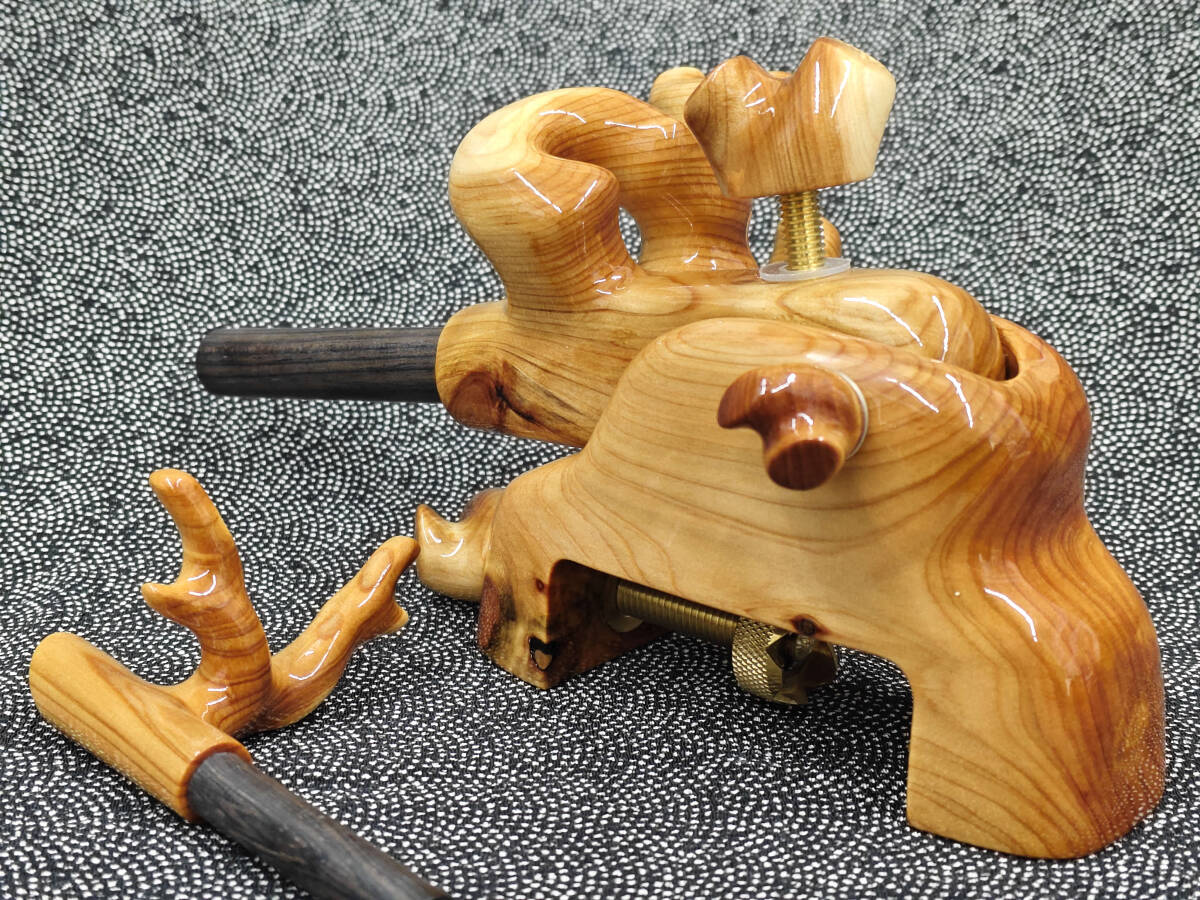 ヘラブナ へら用品 ヒバ 中型 大砲 万力 竿受あり 新品(ヘラブナ ヘラブナ へら用品 ヒバ 中型 大砲 万力 竿受あり 新品(ヘラブナ