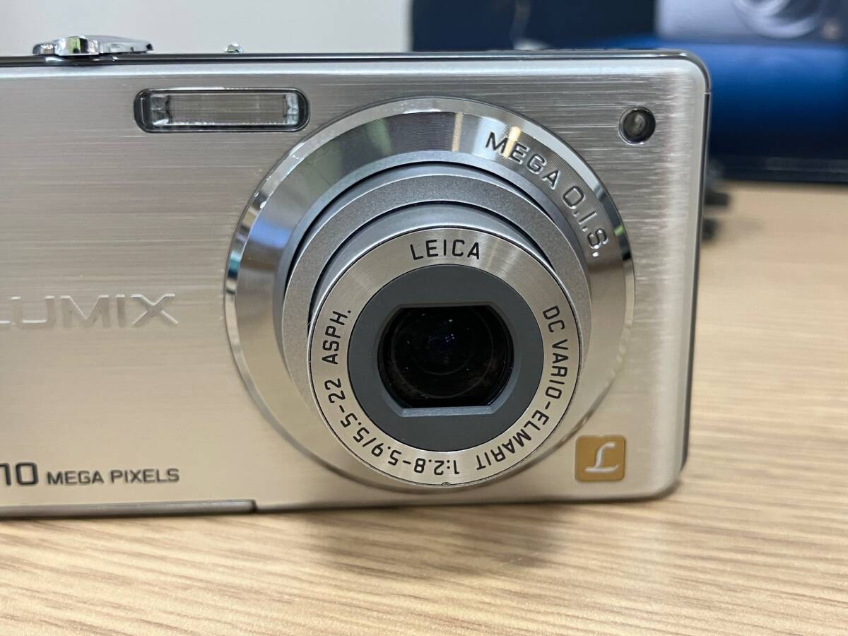 19368 綺麗 Panasonic LUMIX DMC-FS7 シルバー コンパクト 19368 綺麗 Panasonic LUMIX DMC-FS7 シルバー コンパクト