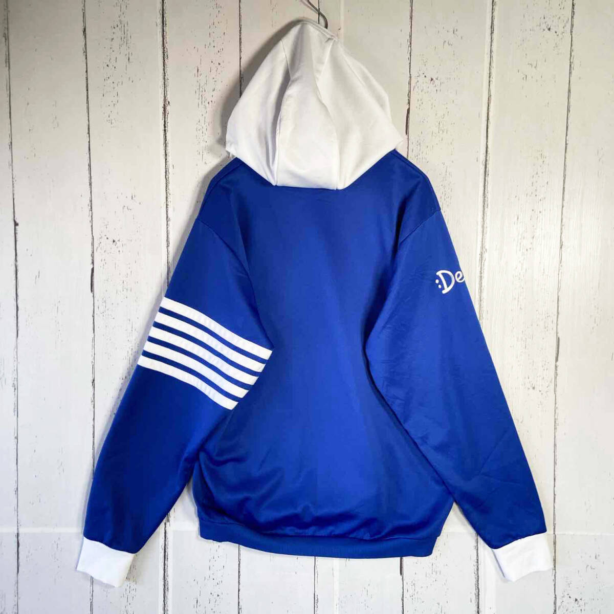 USED】横浜 DeNA ベイスターズ BayStars パーカー フーディー USED】横浜 DeNA ベイスターズ BayStars パーカー フーディー