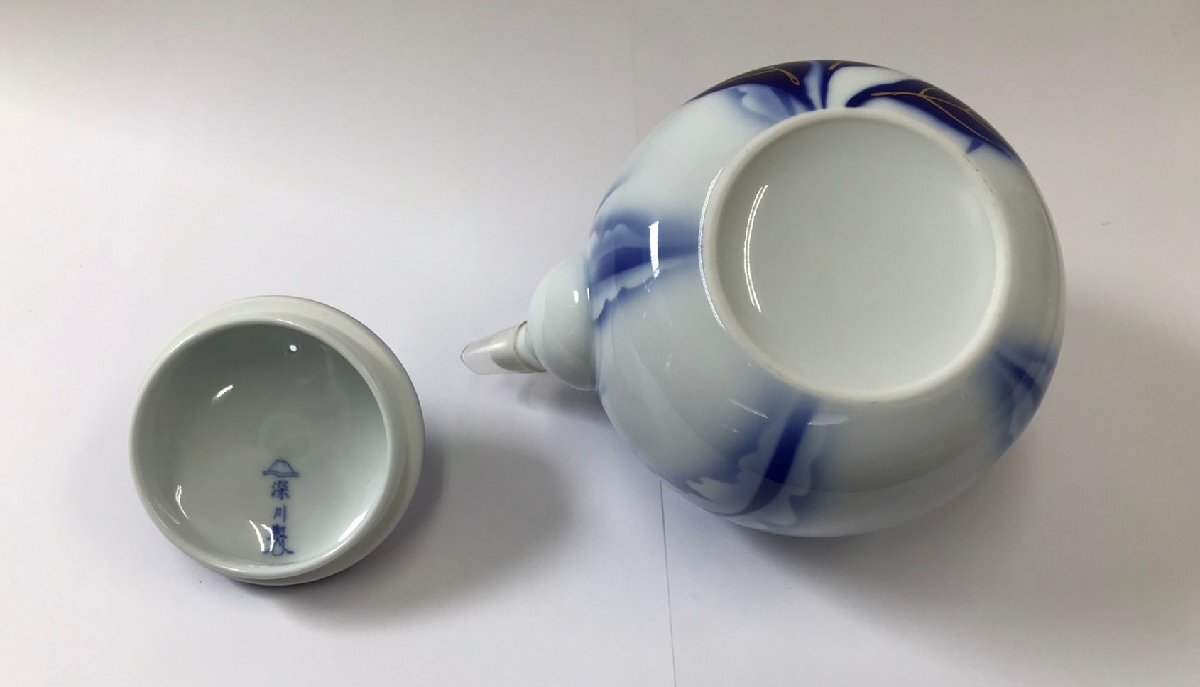 1円~【美品】深川製磁 牡丹金ミル 松型茶器揃 急須 湯呑 蓋付き 1円~【美品】深川製磁 牡丹金ミル 松型茶器揃 急須 湯呑 蓋付き