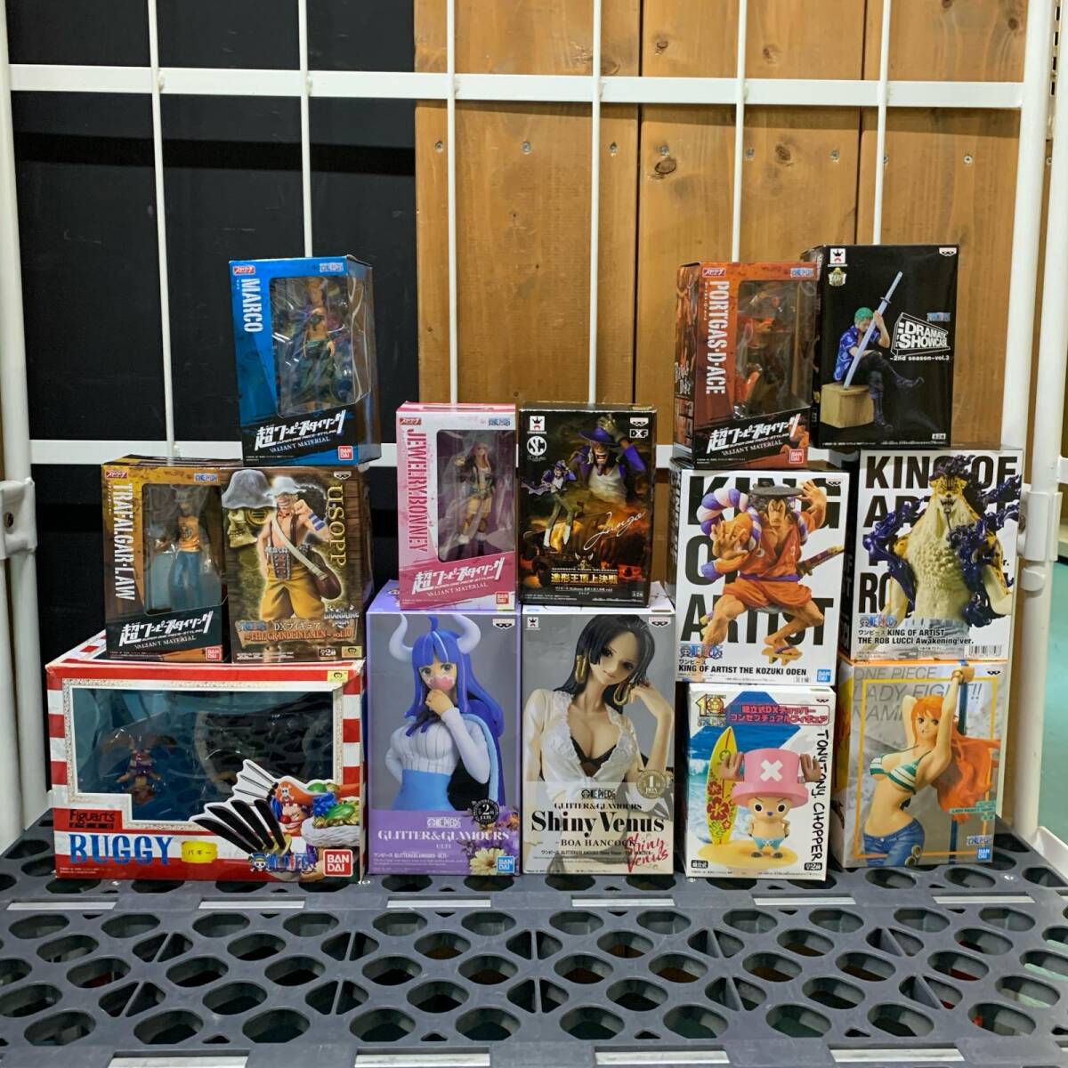 ジャンク】1円〜 ワンピース フィギュアまとめセット Figuarts ジャンク】1円〜 ワンピース フィギュアまとめセット Figuarts