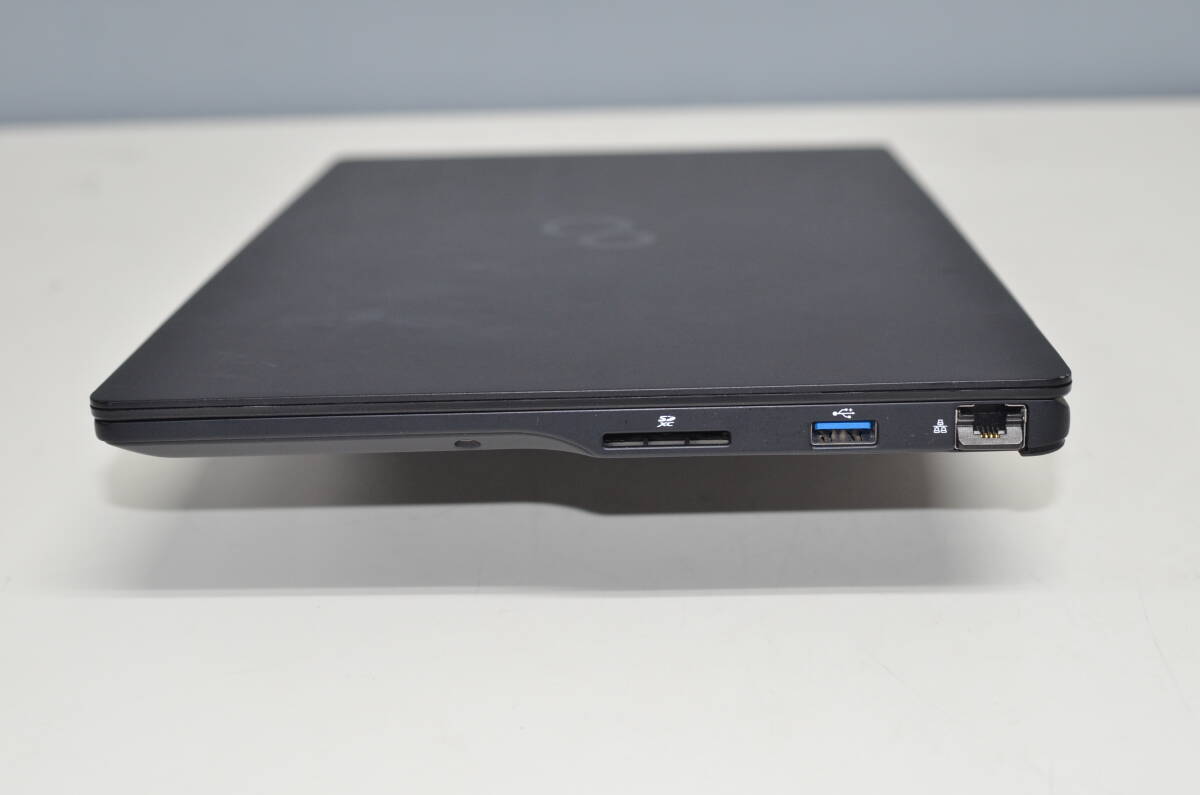 2022年制 富士通 ノート UH80/F3(FMVUU6GUV2) 第11世代 Core i5 1135G7 SSD256GB メモリー8GB Webカメラ Bluetooth Win11 pro
