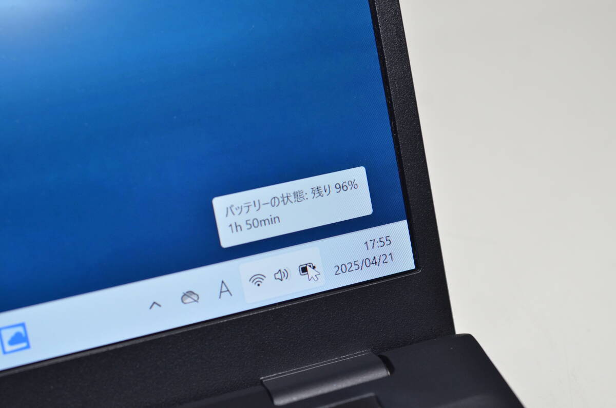 2022年制 富士通 ノート UH80/F3(FMVUU6GUV2) 第11世代 Core i5 1135G7 SSD256GB メモリー8GB Webカメラ Bluetooth Win11 pro