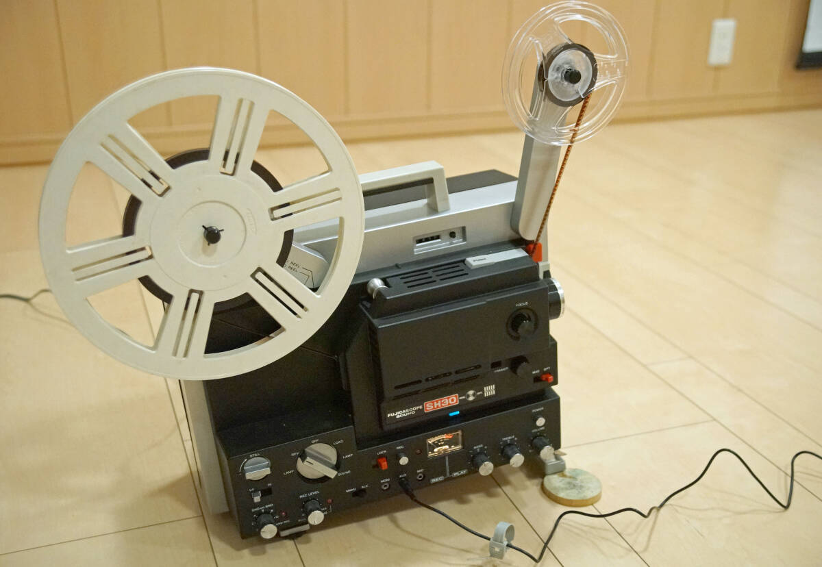 動作品 8ミリ映写機 FUJICASCOPE SOUND SH30(8ミリ)|売買され 動作品 8ミリ映写機 FUJICASCOPE SOUND SH30(8ミリ)|売買され
