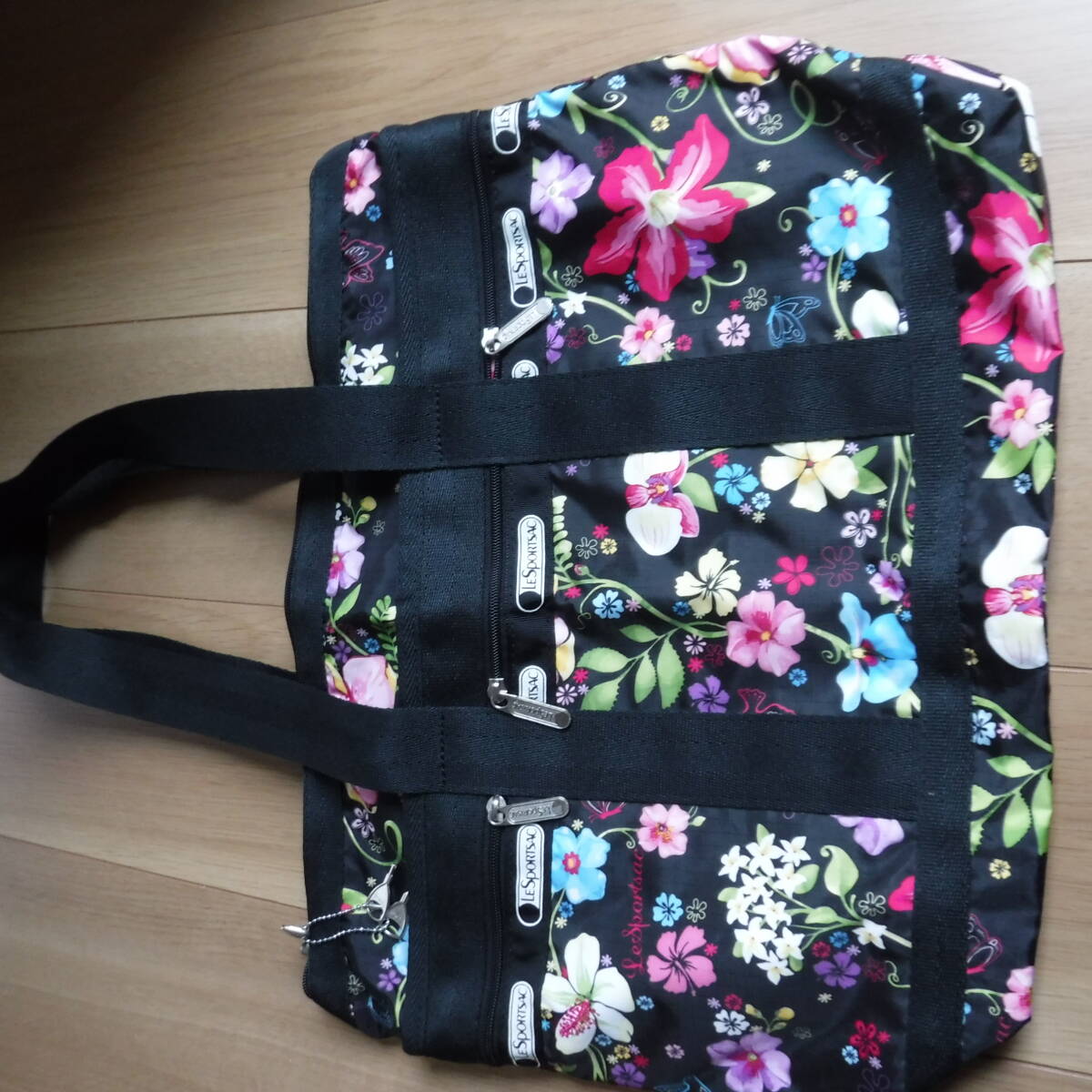 稅不要特価 新品 鍵付!LESPORTSAC レスポートサック ハワイ DFS限定 トロピカルフローラル 大きめ ハワイアン トートバッグ? ⑥