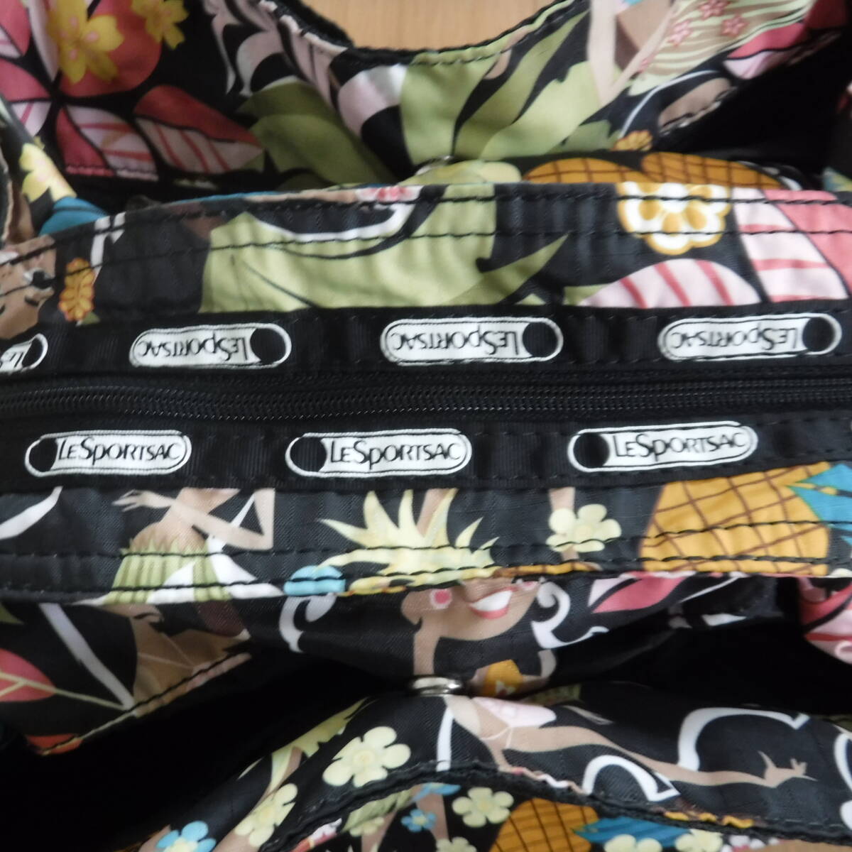 稅不要特価!LESPORTSAC レスポートサック ハワイ限定 ワヒネフラ 収納たくさん トートバッグ?モリー①