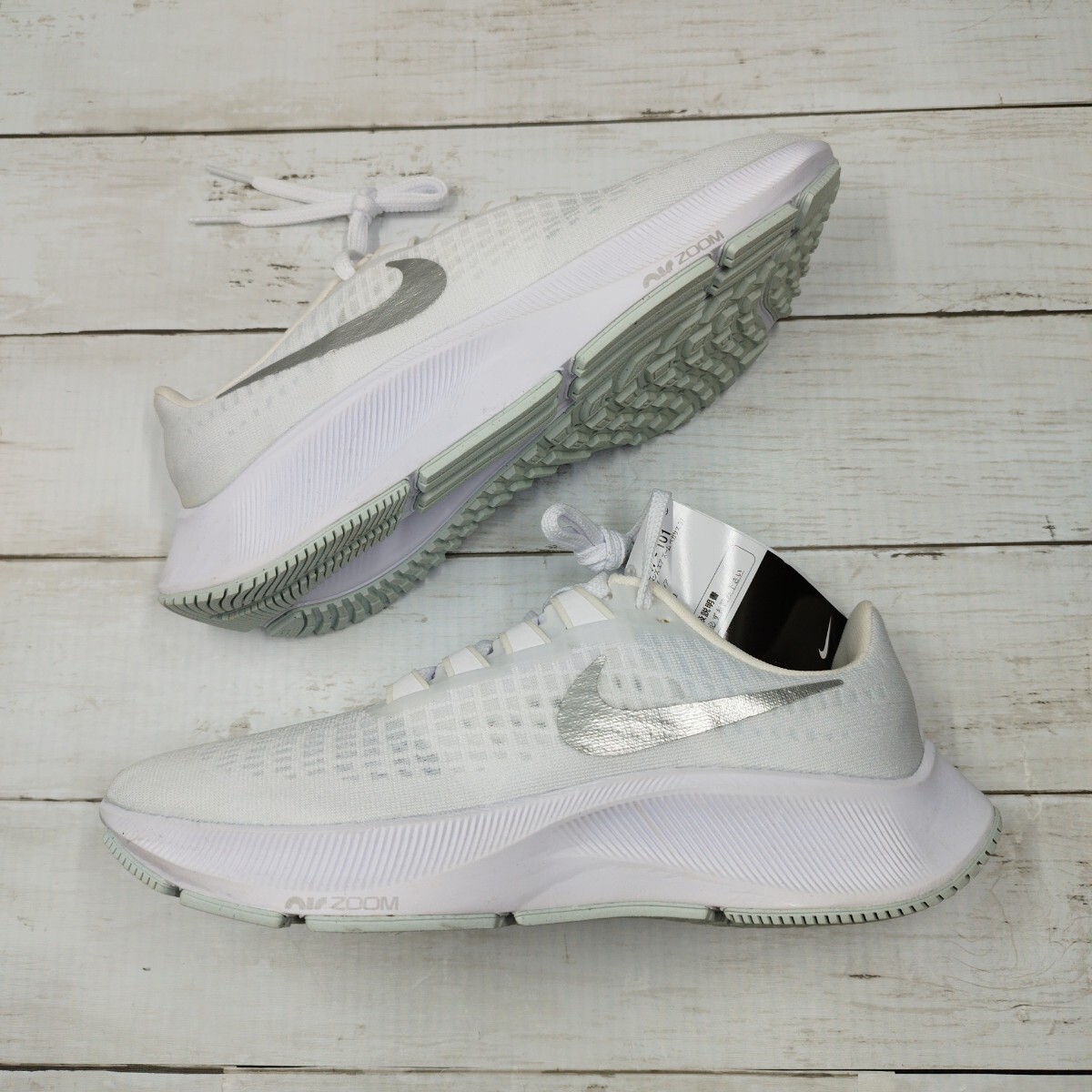 未使用品】NIKE ウィメンズ エア ズーム ペガサス 37 24.5cm 白 未使用品】NIKE ウィメンズ エア ズーム ペガサス 37 24.5cm 白