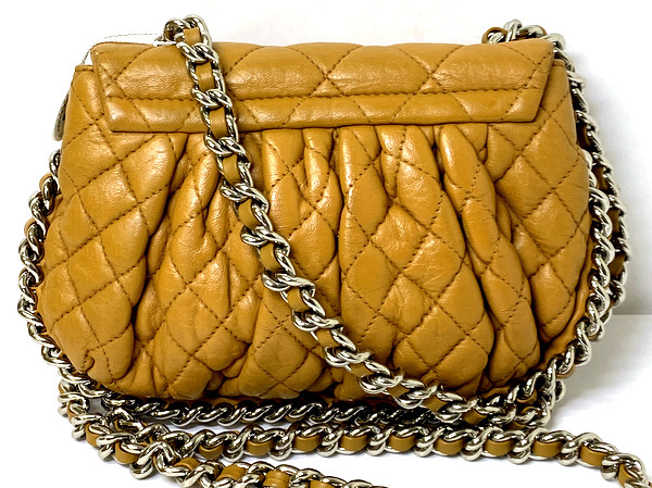 CHANEL シャネル マトラッセ チェーンアラウンド ショルダー CHANEL シャネル マトラッセ チェーンアラウンド ショルダー
