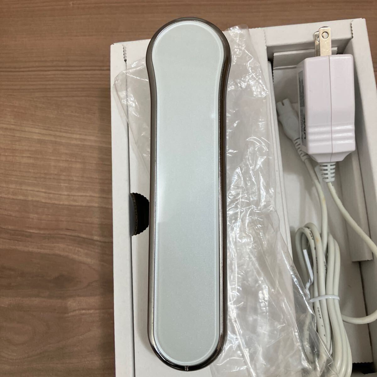 送料無料 美品 YA-MAN 家庭用美顔器 サークルピーリングプロ HDS 送料無料 美品 YA-MAN 家庭用美顔器 サークルピーリングプロ HDS
