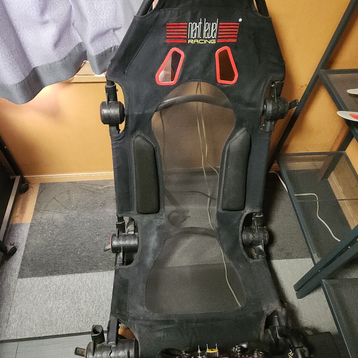 THRUSTMASTER スラストマスター T300RS GT Edition ・フェラーリ THRUSTMASTER スラストマスター T300RS GT Edition ・フェラーリ
