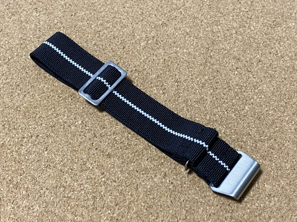 ラグ幅22mm/21mm MARINE-NATIONALE フランス海軍 MNストラップ ブラック?ホワイト 腕時計ベルト ナイロンベルト NATO