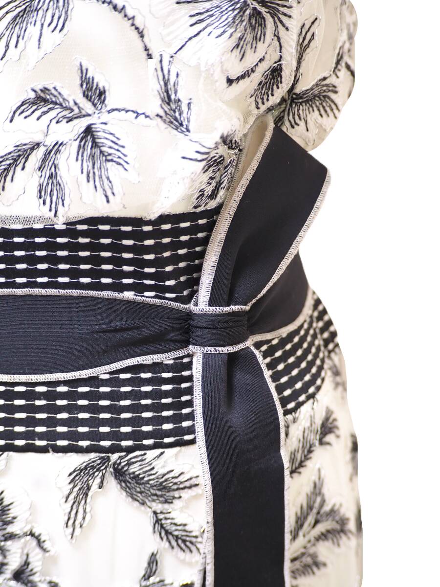TADASHI SHOJI タダシショージ IVORY BLACK & SILVER ワンピース TADASHI SHOJI タダシショージ IVORY BLACK & SILVER ワンピース