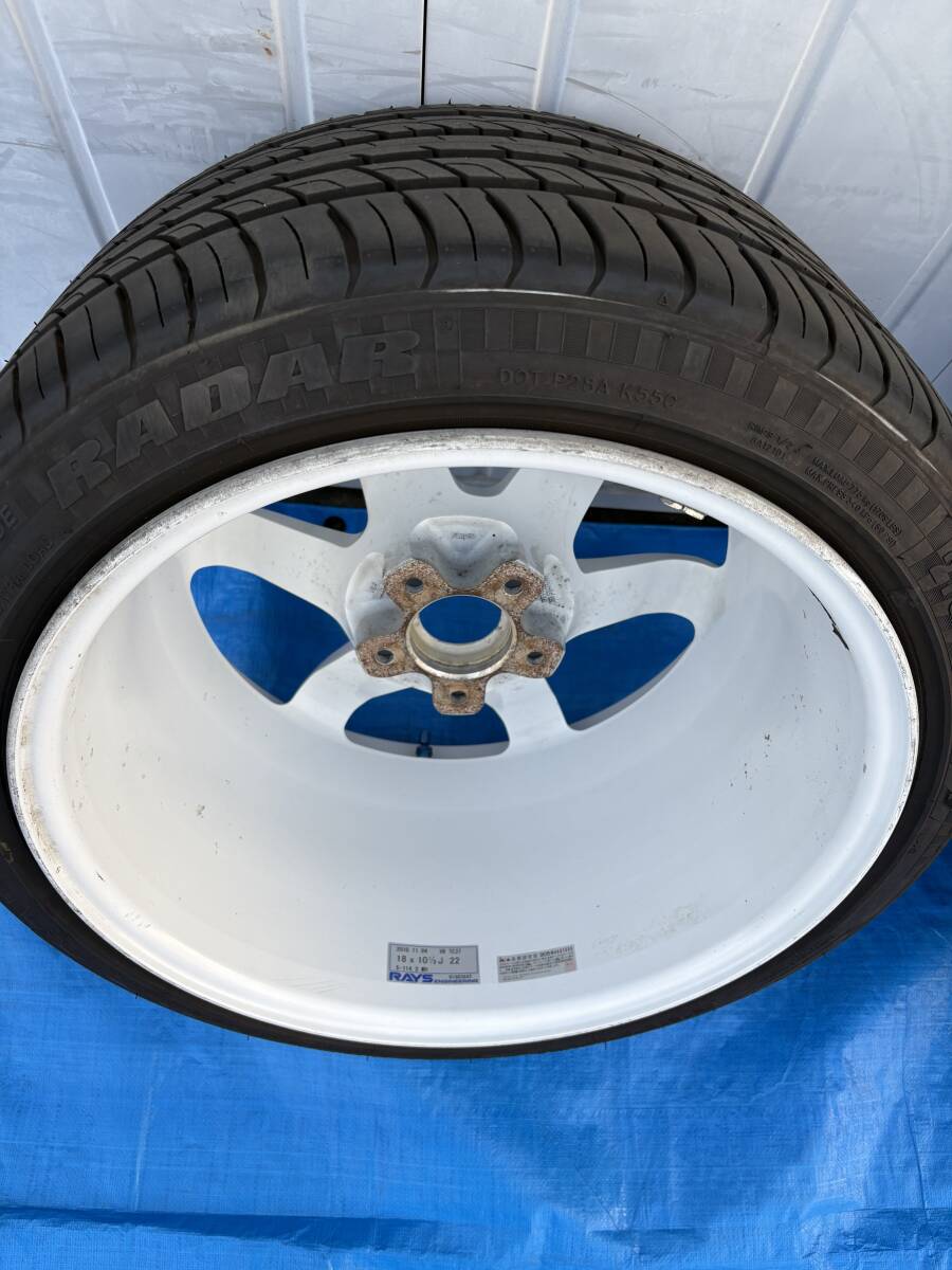 【美品】RAYS TE37 18インチ 9.5J/10.5J +22 PCD114.3 ホワイト ドリフト?ショーカー仕様 Z33/JZX/スカイライン対応