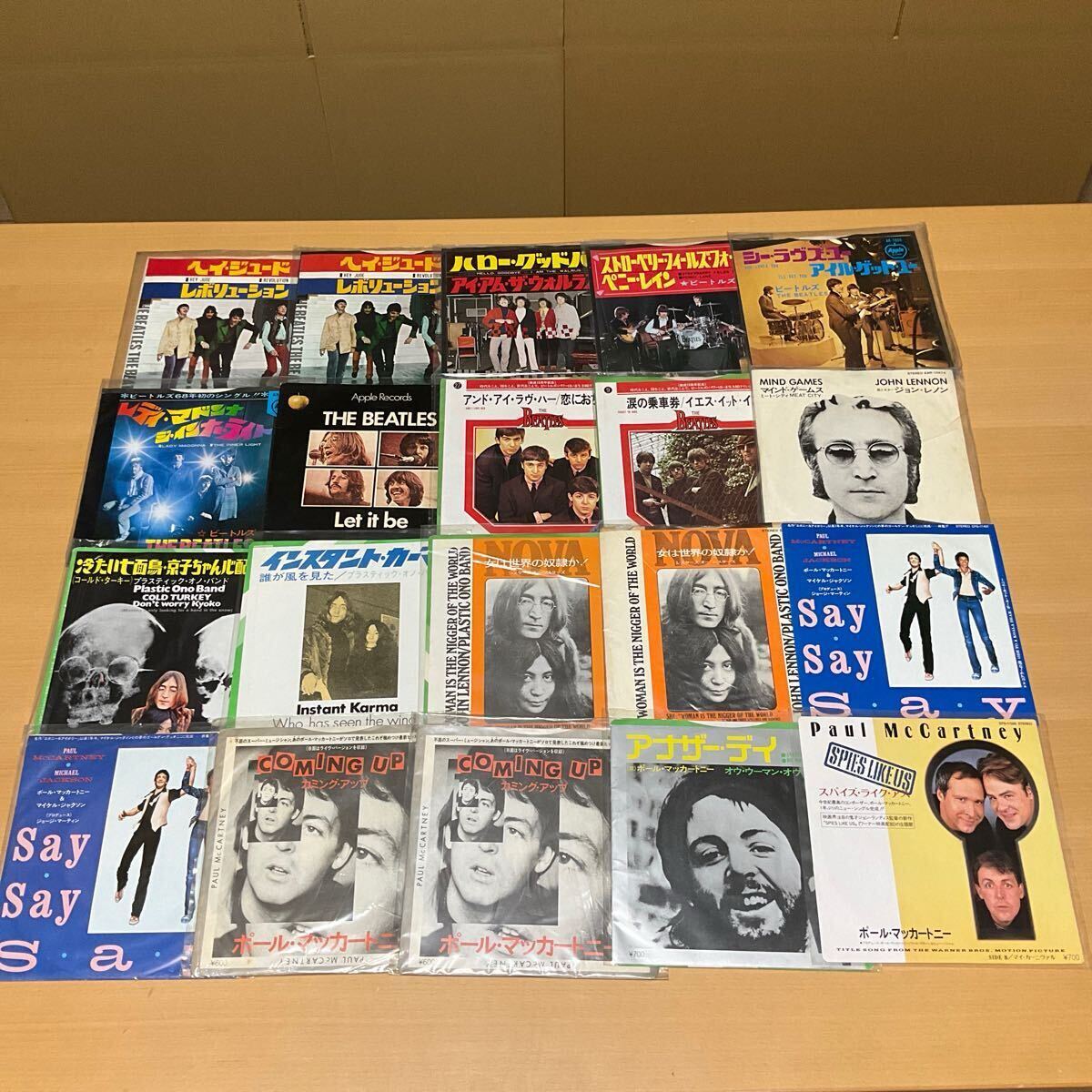 約400枚まとめて/洋楽 ROCK POPS サントラ/BEATLES QUEEN POLICE 約400枚まとめて/洋楽 ROCK POPS サントラ/BEATLES QUEEN POLICE
