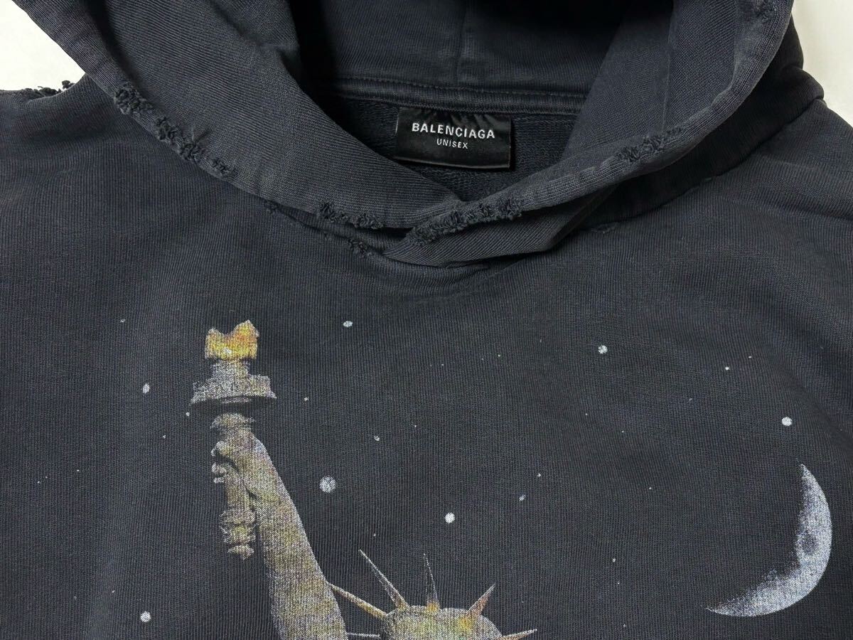 新品《 BALENCIAGA バレンシアガ 》Paris Liberty Hoodie 2 新品《 BALENCIAGA バレンシアガ 》Paris Liberty Hoodie 2